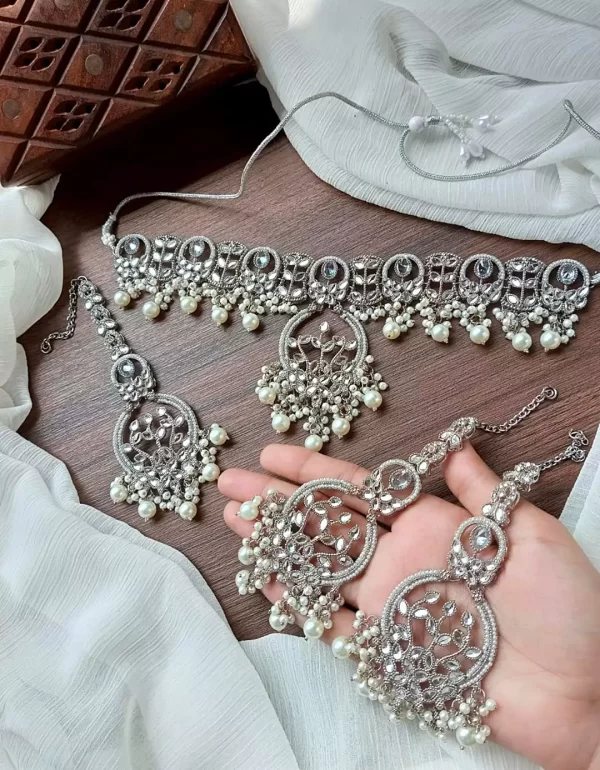 silver-s-1-2.webp Designer leafy choker teeka set - Image 3