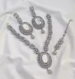 Zircon set with long earrings - Image 3