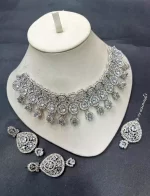 Zircon 2 in 1 collar necklace set - Image 3
