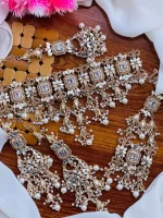 Kundan bridal set with jhumar - Image 8