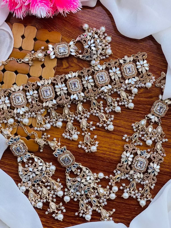 white-8.webp Kundan bridal set with jhumar - Image 8