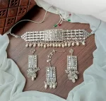 Elegant choker set with teeka - Image 2