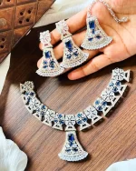 Zircon necklace set with teeka - Image 4