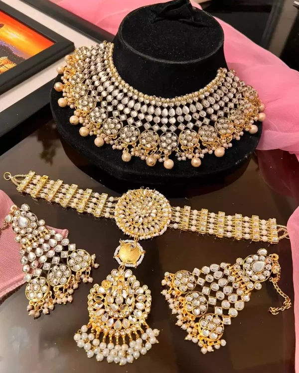 gn Kundan set with alia bhat matha patti - Image 1