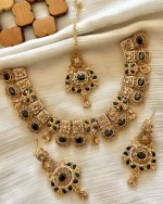 Zircon necklace set with teeka - Image 2