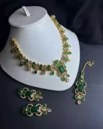 Zircon necklace set with teeka - Image 2