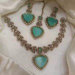 Zircon necklace set with teeka - Image 10