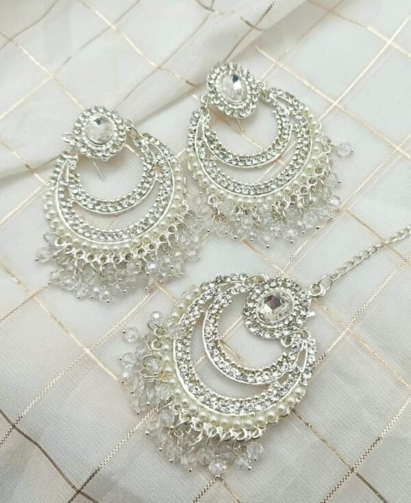 silver Big size earrings teeka - Image 4