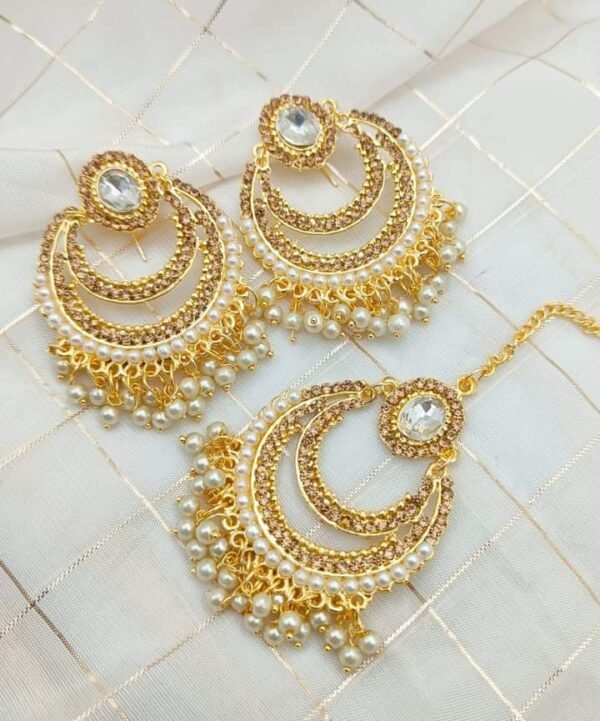 white Big size earrings teeka - Image 3