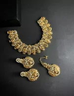 Zircon necklace set with teeka - Image 8