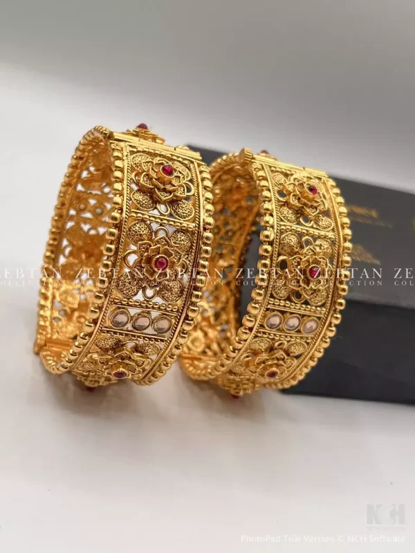 WhatsApp Image 2025-09-12 at 00.14.20_be42030a Rajwari bangle pair - Image 3