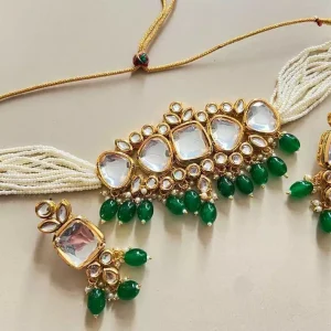 Kundan choker set with teeka jewelry