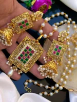 Egyptian pendant set