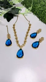 Zircon necklace set with teeka - Image 11