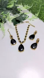 Zircon necklace set with teeka - Image 12