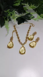 Zircon necklace set with teeka - Image 16