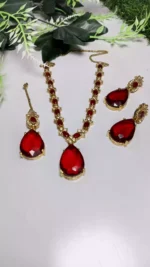 Zircon necklace set with teeka - Image 6
