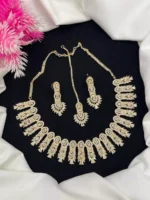 AD zircon necklace set with teeka - Image 3