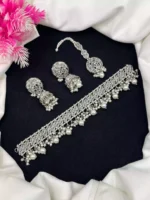 Elegant Choker Set with Teeka - Image 3