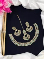 Reverse ad necklace set