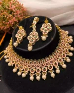 Indian kundan bridal set with back meenakari - Image 7