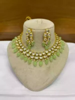 Indian kundan set with back meena - Image 4