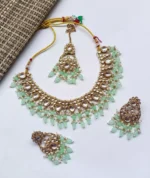 Kundan necklace set with teeka - Image 3
