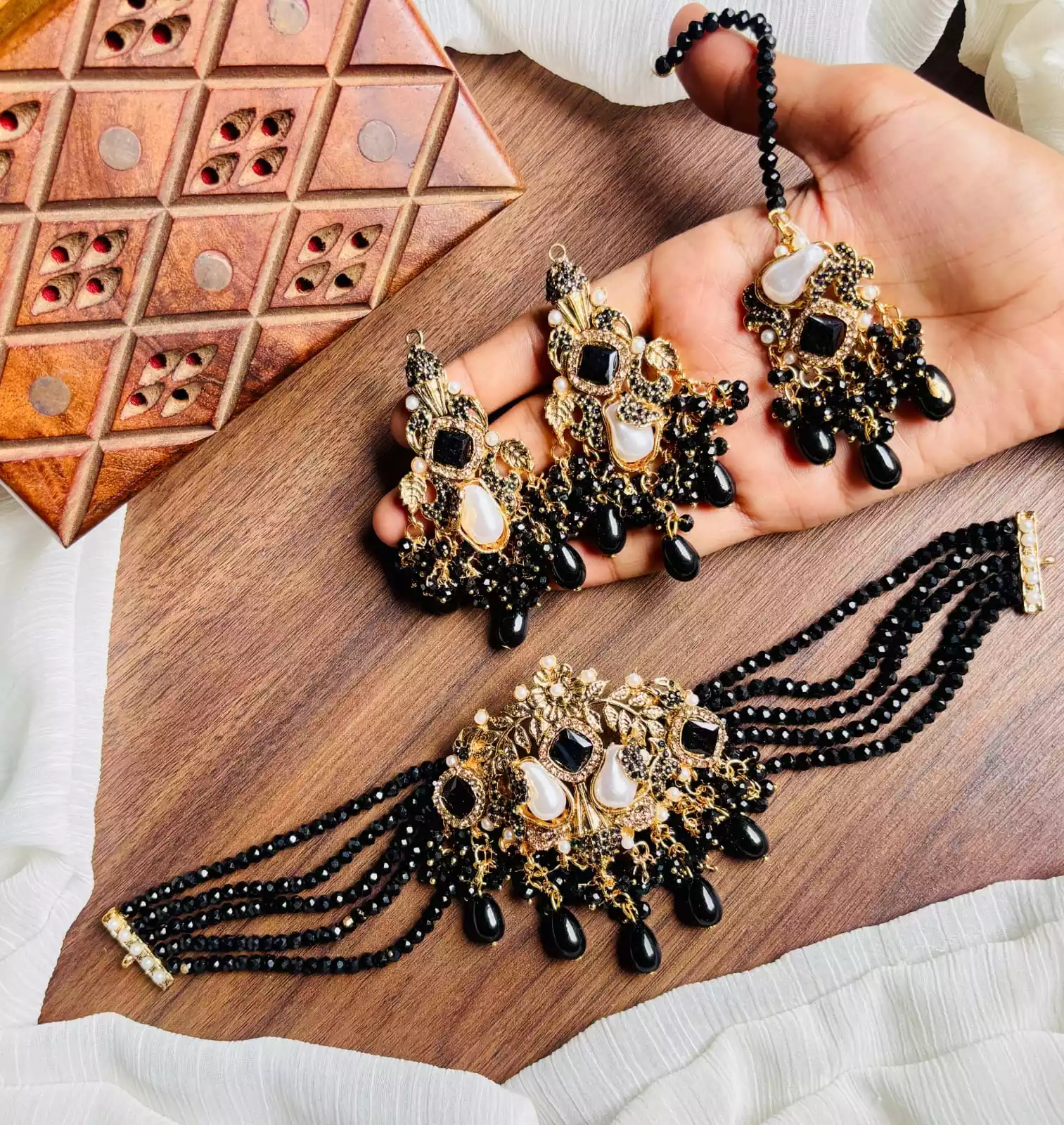 IMG-20251022-WA0017.webp MOP choker set - Image 1