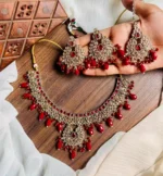 Zircon necklace set with teeka - Image 9