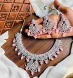 Zircon necklace set with teeka - Image 4