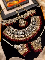 Kundan bridal set with maatha patti - Image 5