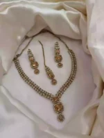 Zircon necklace set with teeka - Image 4