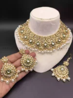 Indian kundan bridal set with teeka - Image 2