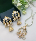 Elegant pendant set