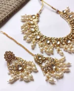 Kundan necklace set with teeka - Image 3