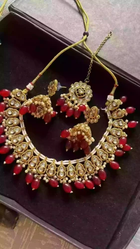 kundan necklace set with teeka
