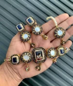 Handmade choker set with teeka - Image 2