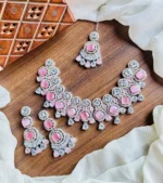 Zircon necklace set with teeka - Image 2