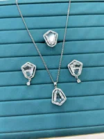 AD zircon set with ring