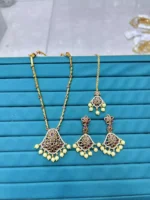 South indian set with teeka - Image 3