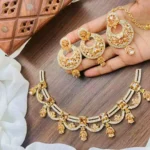 Zircon necklace set with teeka - Image 9