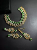 Zircon necklace set with teeka - Image 4