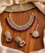 Kundan necklace set with teeka - Image 6