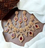 Zircon necklace with teeka