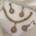 Zircon necklace set with teeka - Image 4
