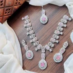 Zircon necklace set with teeka