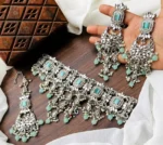 Kundan full neck bridal set - Image 5