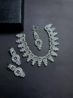 Zircon necklace set with teeka