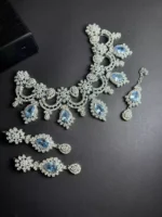 Zircon necklace set with teeka - Image 3