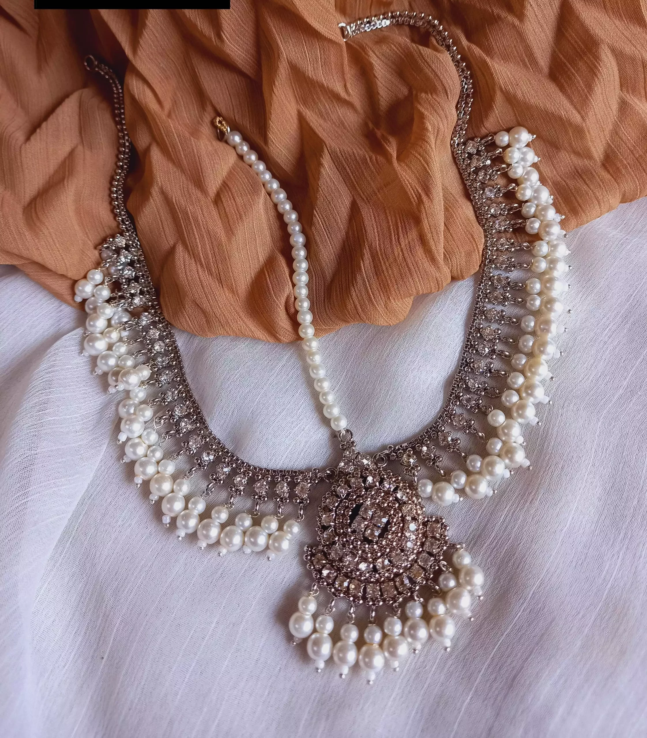 white-35-scaled-1.webp Manjoos matha patti - Image 1